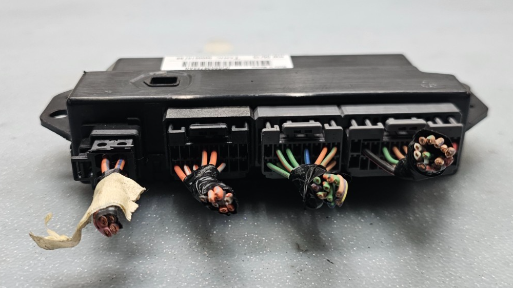 🔥05-10 CHRYSLER 300 Charger magnum  FRONT DOOR WINDOW CONTROL MODULE MEMORY