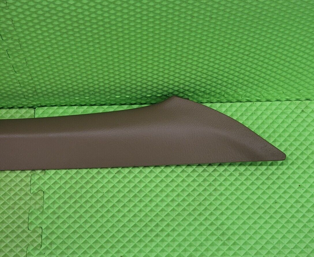 🔥02-09 CHEVY TRAILBLAZER PASSENGER PILLAR TRIM PANEL COVER ASSEMBLY OEM Dark Ta