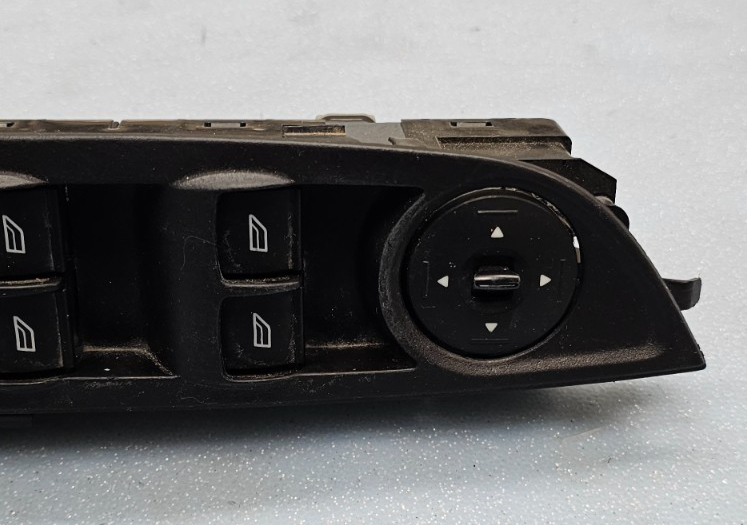12-18 Focus Escape Front Left Driver Master Power Window Switch Regulator Black
