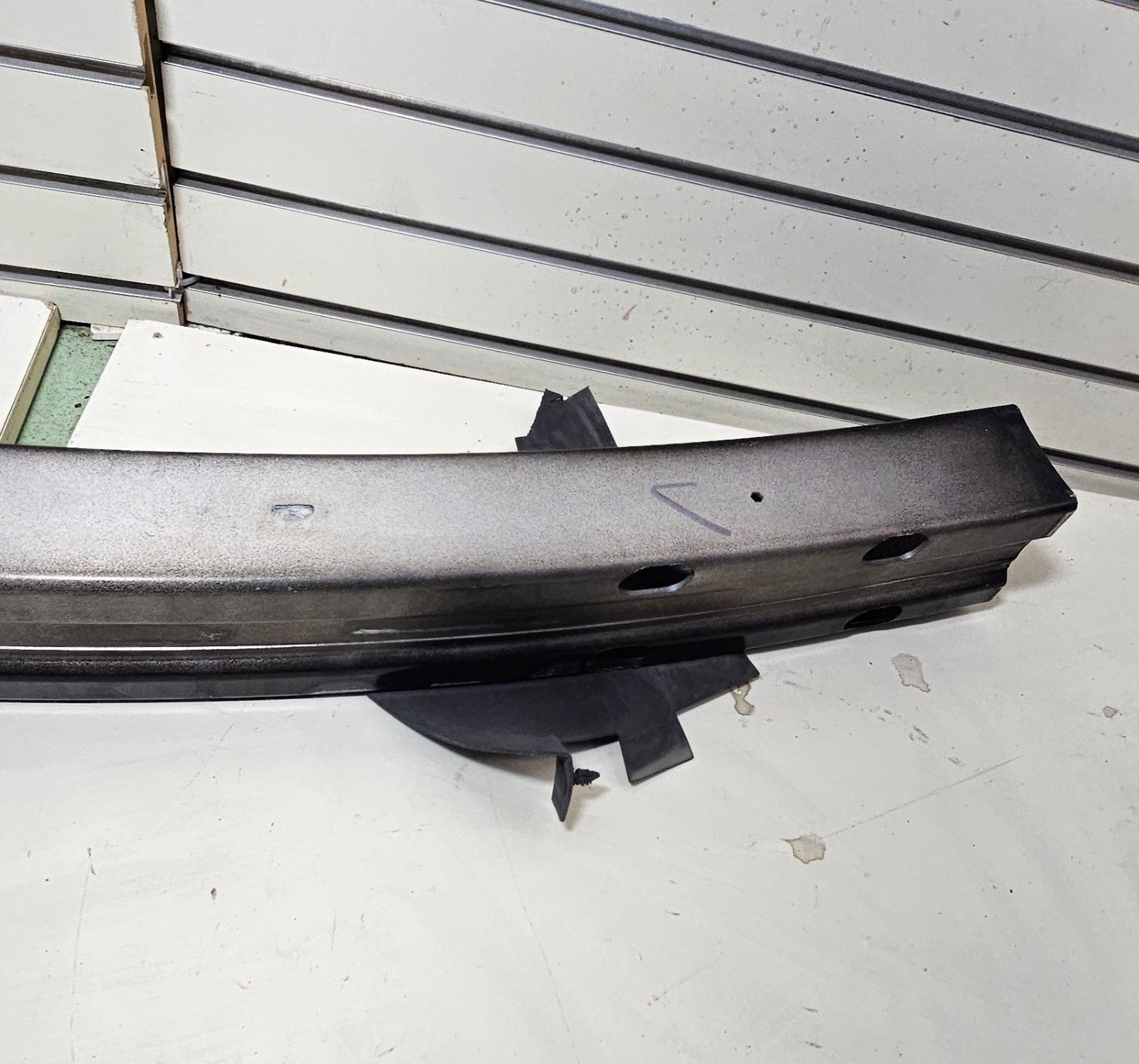 🔥2006-2011 Buick LUCERNE FRONT BUMPER REINFORCEMENT IMPACT BAR OEM