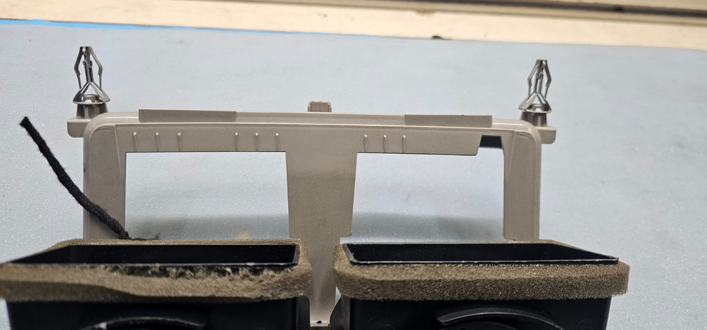 🔥08-12 ESCAPE MARINER TRIBUTE CENTER DASH BEZEL TRIM A/C AIR VENTS TAN OEM