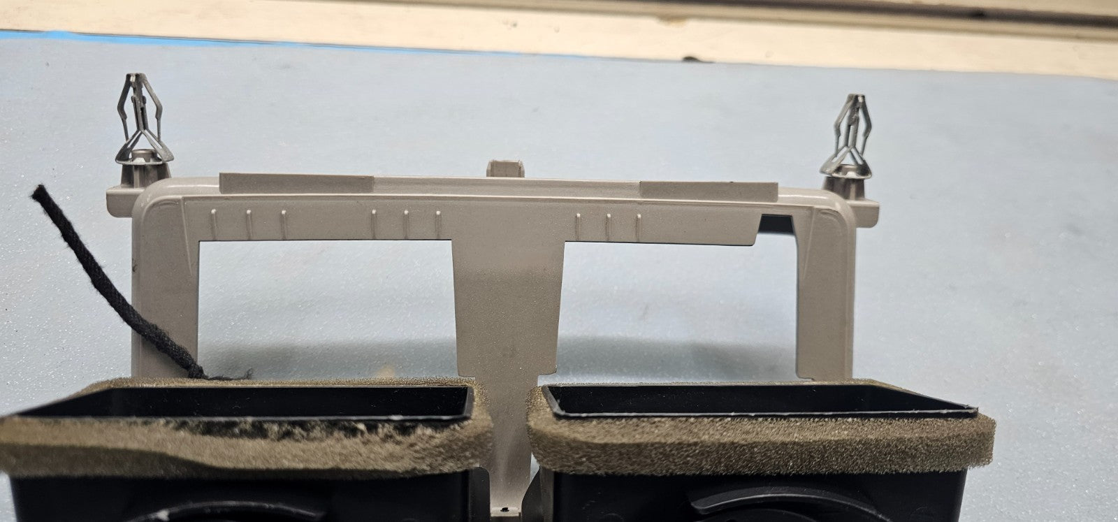 🔥08-12 ESCAPE MARINER TRIBUTE CENTER DASH BEZEL TRIM A/C AIR VENTS TAN OEM