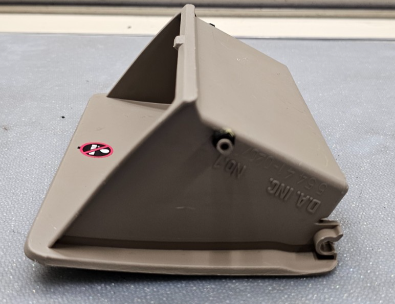 🔥03-08 Toyota Corolla Matrix Vibe Rear Center Console Cup Drink Holder Tan