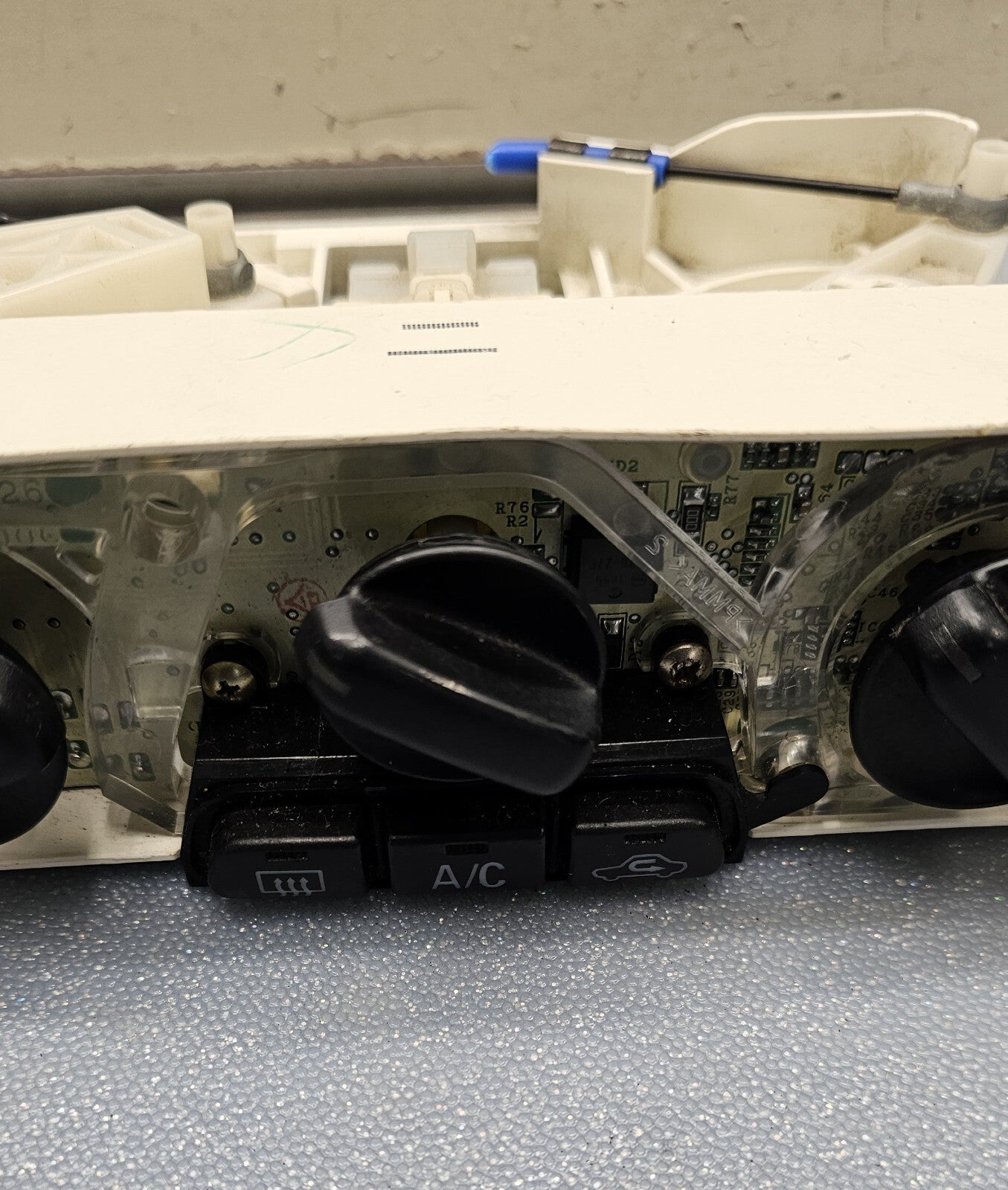 02-07 Mitsubishi Lancer 03-06 Outlander Dash Heater Climate Control Temperature