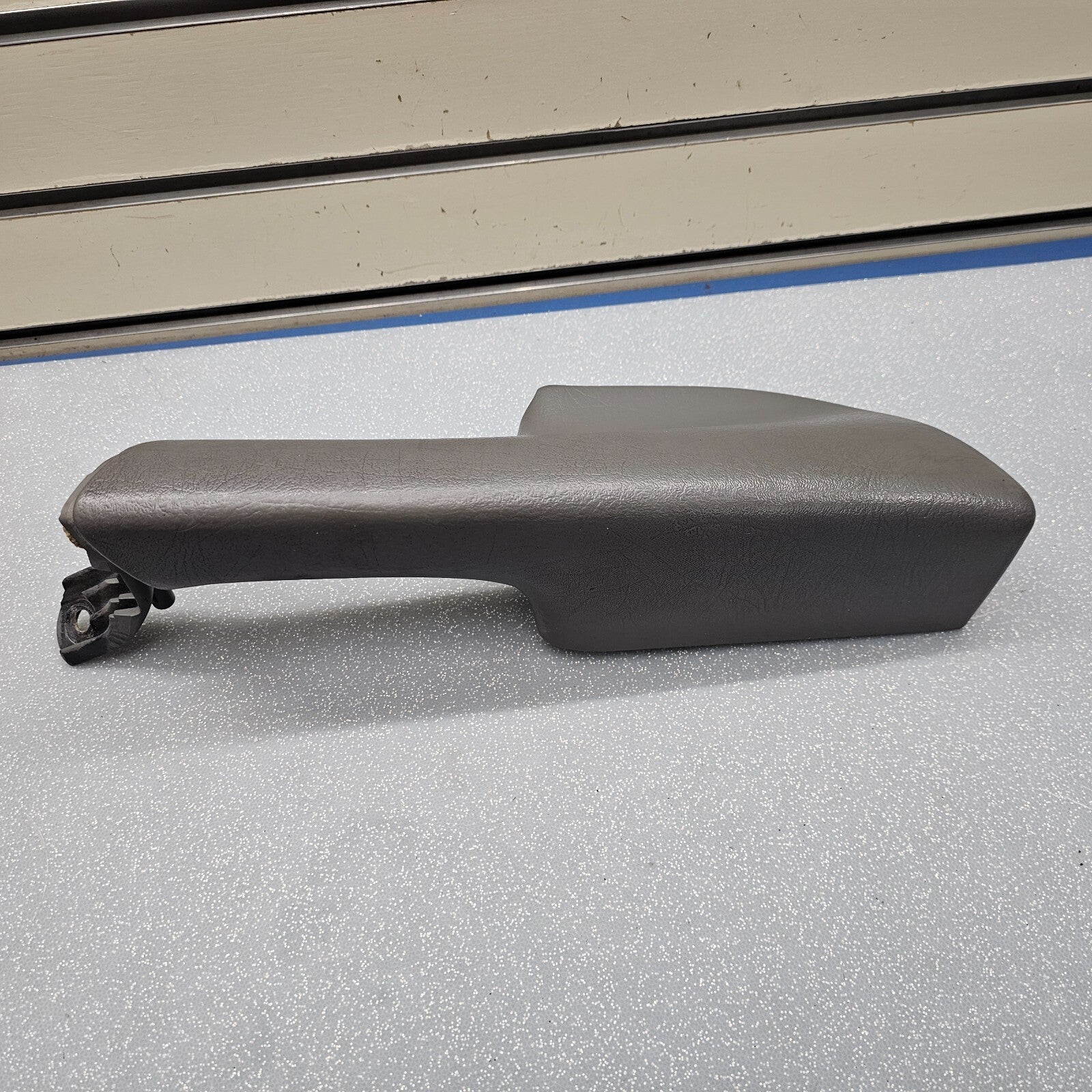 🔥02-09 TRAILBLAZER Door Panel ARMREST Pull Handle Front LEFT Driver GRAY H4