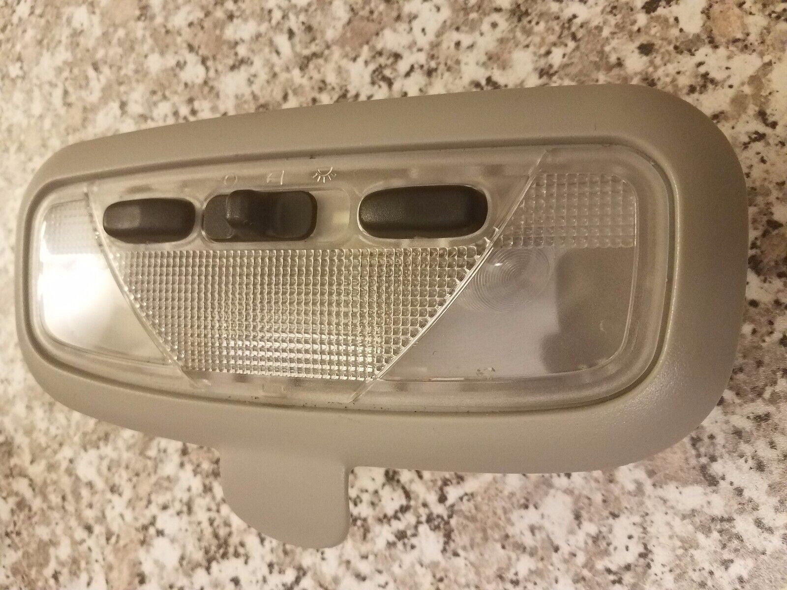 🔥00-07 Ford Focus Freestar Monterey Front Dome Map Light Lamp Overhead Assembly