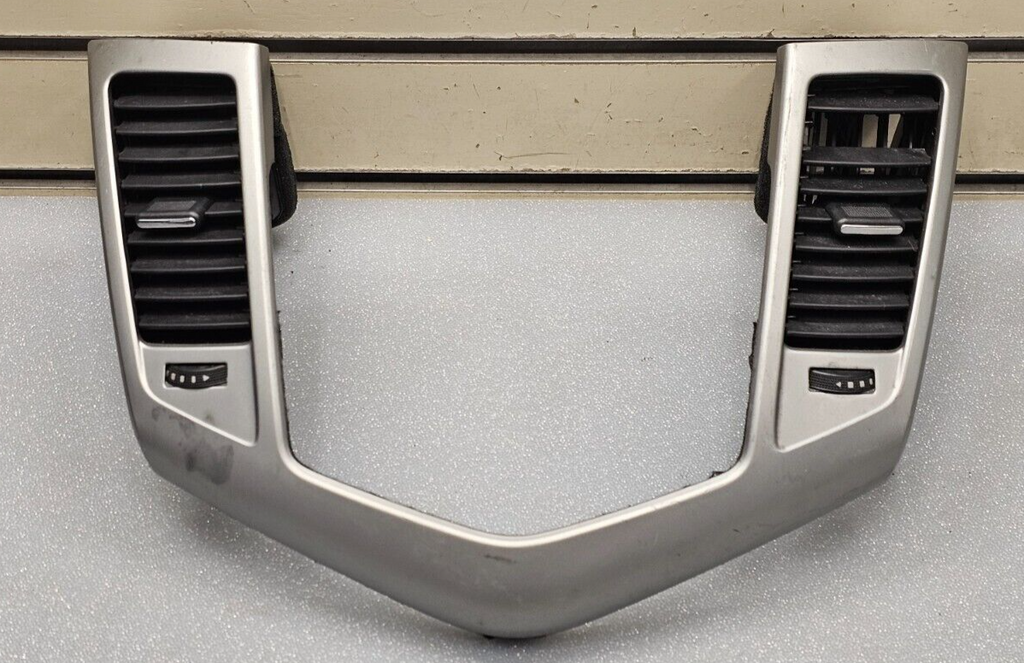 🔥11-15 Cruze Center Dash AM FM Radio Stereo Display Bezel Trim Panel Silver OEM