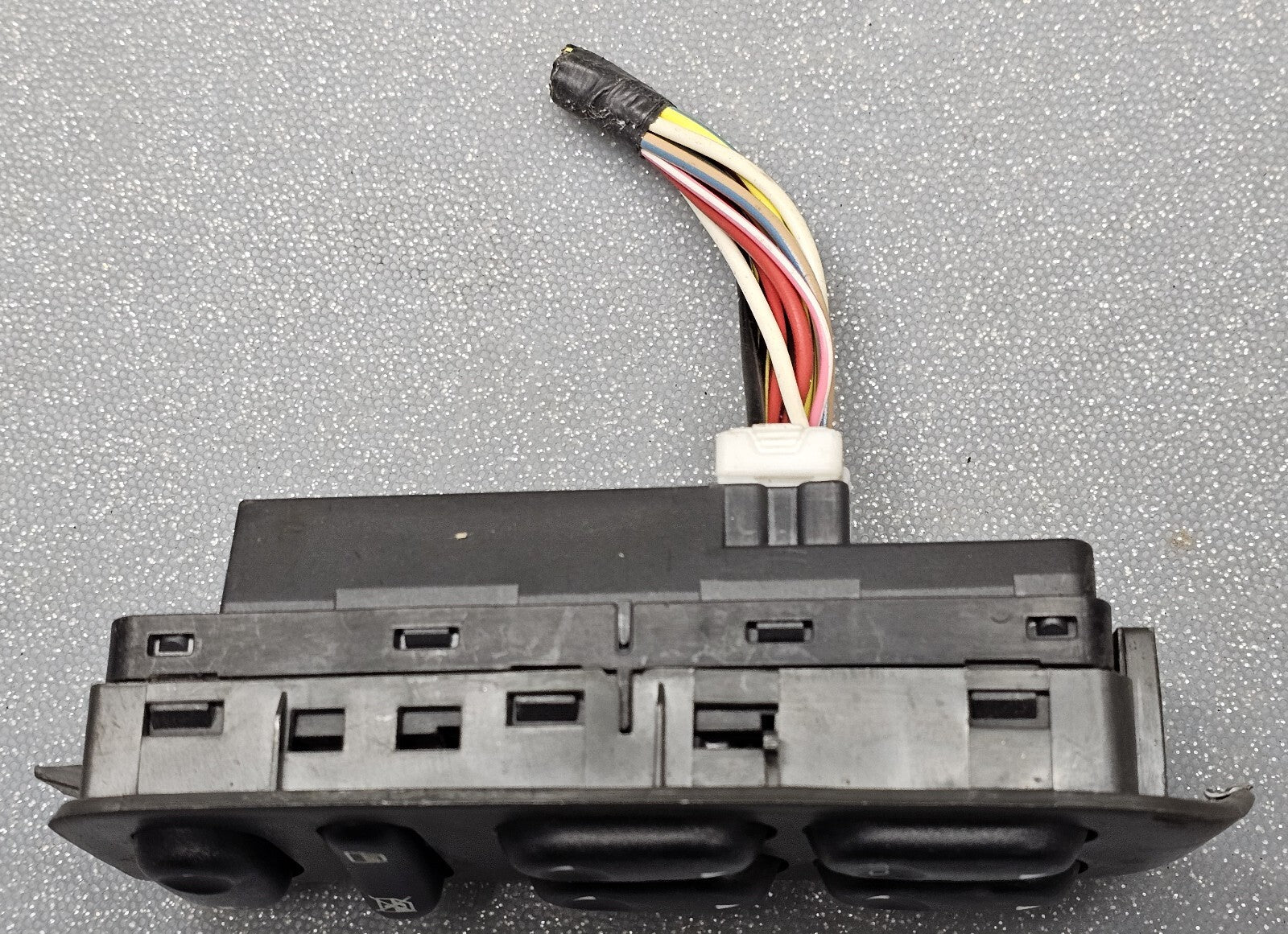 01-07 Escape Mariner Tribute Front Left Driver Master Door Window Switch Black