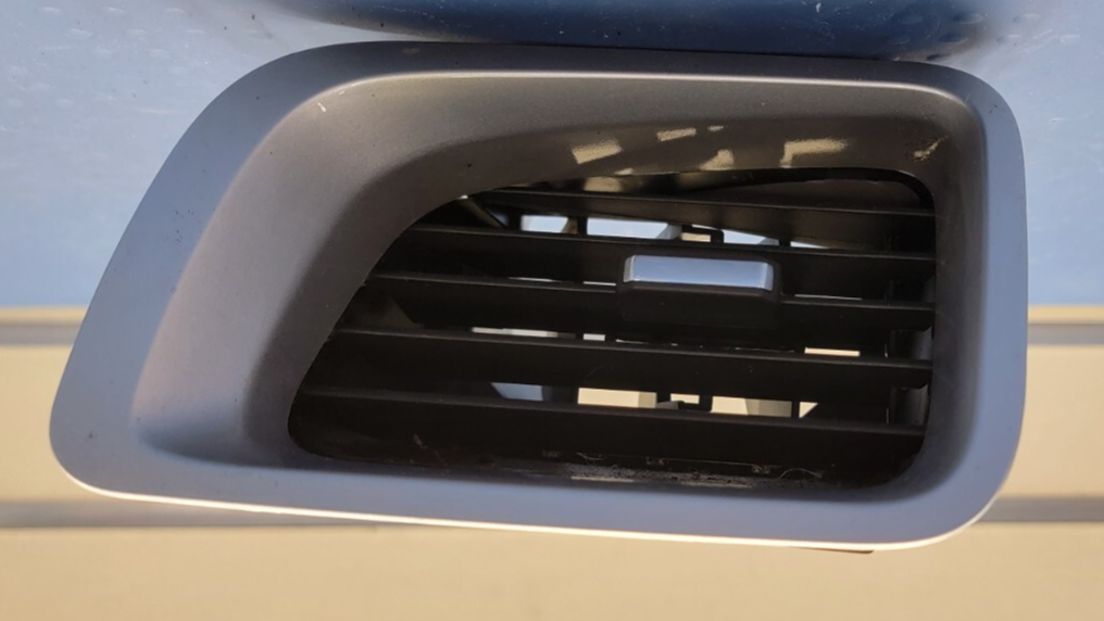 🔥10-17 Equinox Left Driver HVAC AC A/C Outer Dash Air Vent Heater SILVER VT31