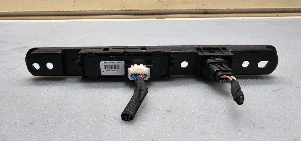 🔥06-24 Acadia Savana Sierra Hazard Light Control Switch Restraint Module PANEL