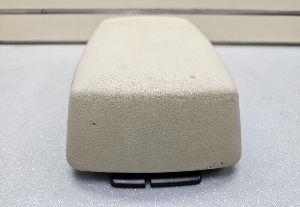 🔥10-14 LEGACY OUTBACK CENTER CONSOLE ARMREST LID COVER TOP PAD ASSEMBLY LT TAN