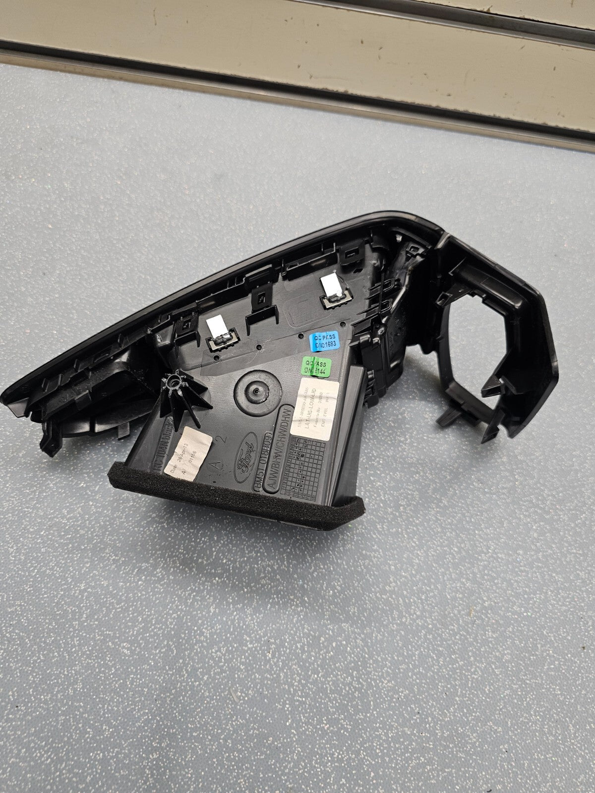 🔥2012 - 2014 Ford Focus Dash A/C Air Vent Trim Driver Side Front OEM