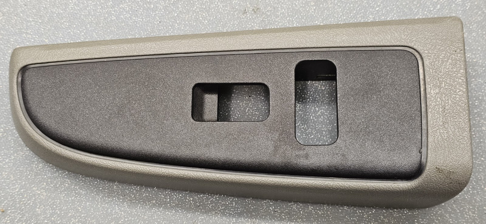 🔥03-06 Silverado SIERRA Right Passenger Window Switch Assembly Black/Tan WS4