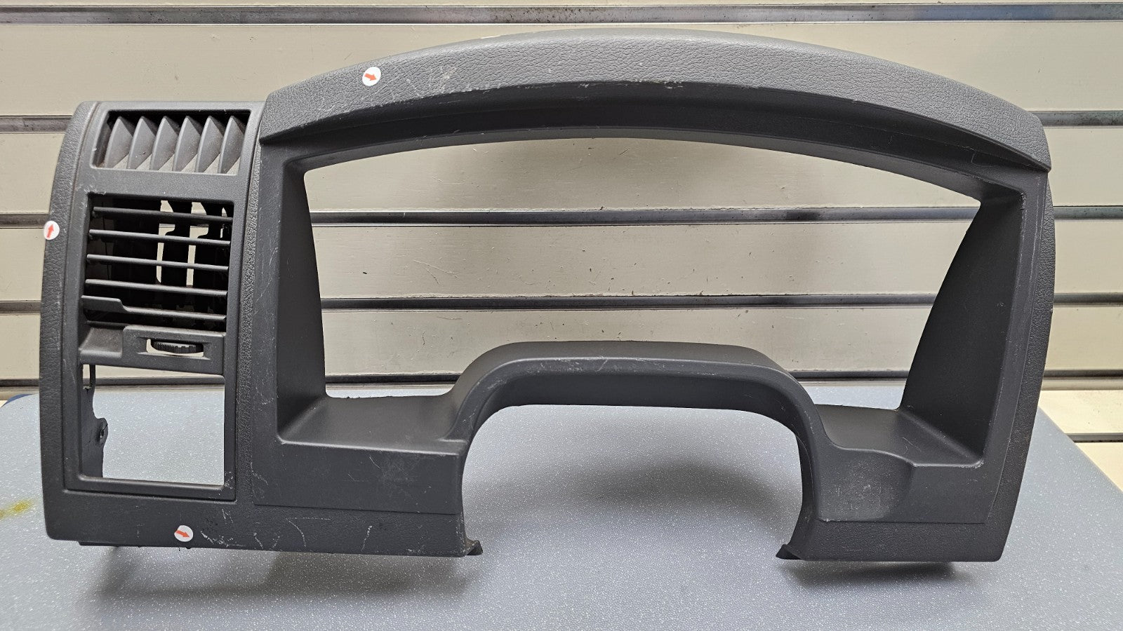 🔥05-07 Dodge Dakota Dash Instrument Cluster Speedometer Tachometer Bezel Black