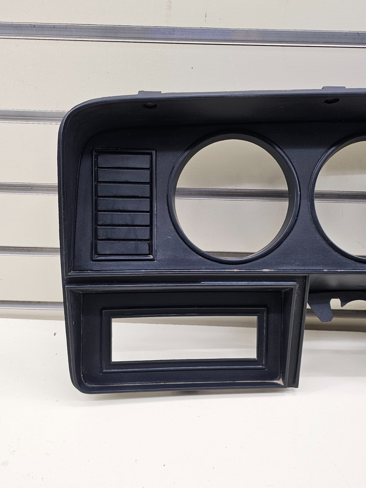 81-93 DODGE RAM RAMCHARGER DASH INSTRUMENT CLUSTER SPEEDOMETER BEZEL TRIM BLACK