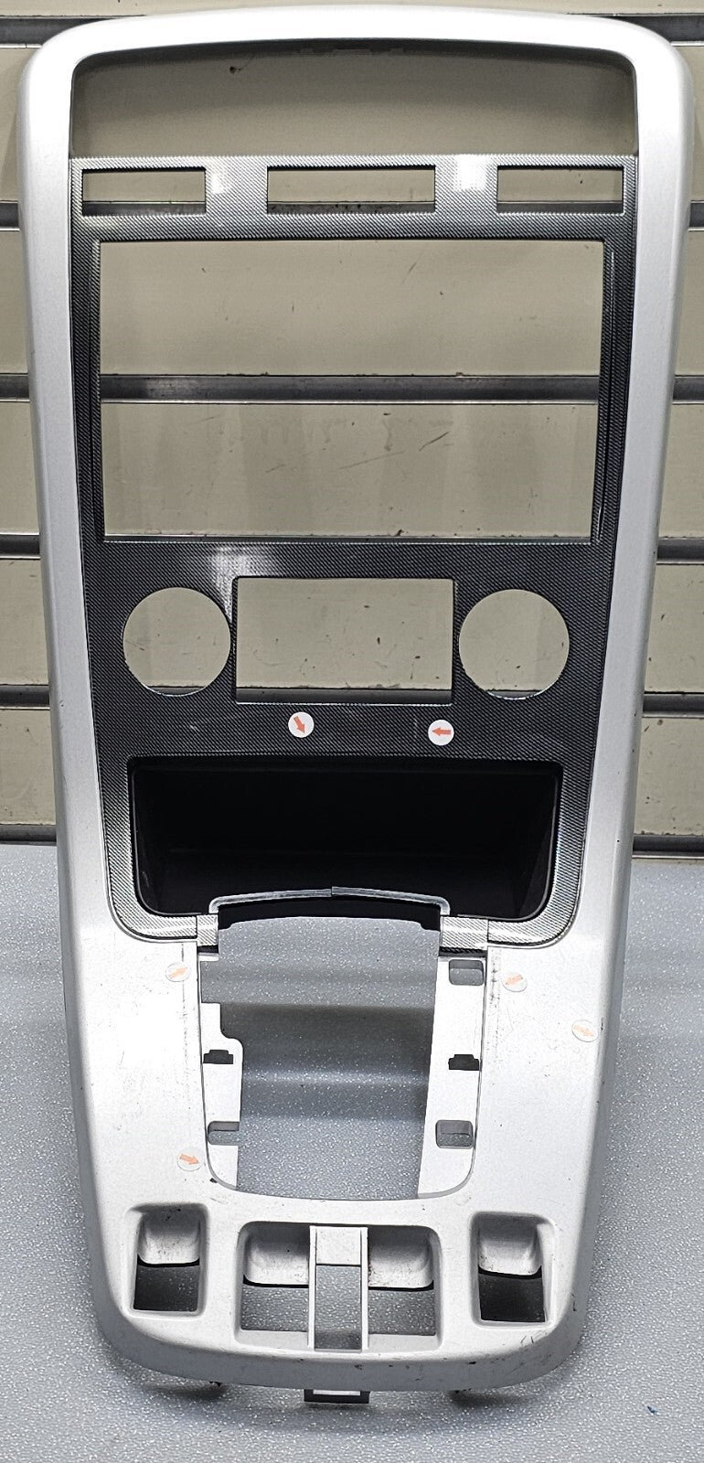 🔥07-09 Equinox Center Dash Radio Stereo Bezel Trim Instrument Panel SILVER B43