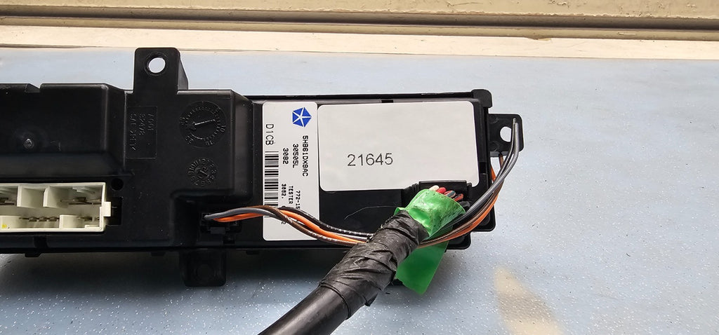 99-04 Grand Cherokee Driver Left Master Door Window Mirror Switch Assembly Black