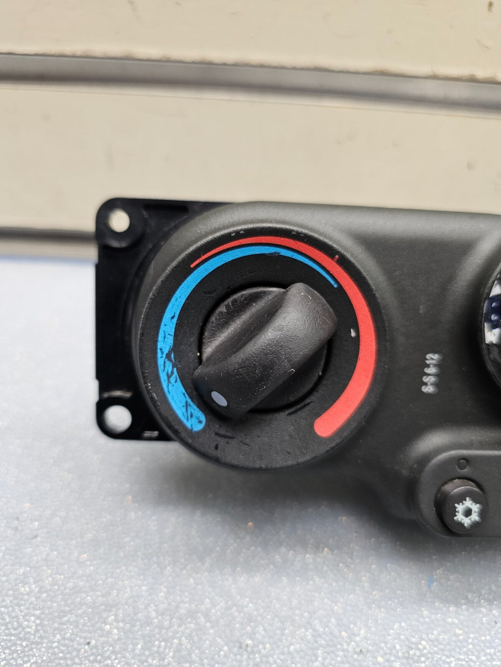 🔥2005 Chevy Equinox A/C Dash Temperature Heater Climate Control Conditioner OEM