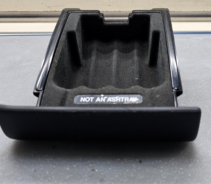 🔥03-08 HONDA PILOT CENTER CONSOLE DASH MOUNTED ASHTRAY BEZEL STORAGE CUBBY BIN