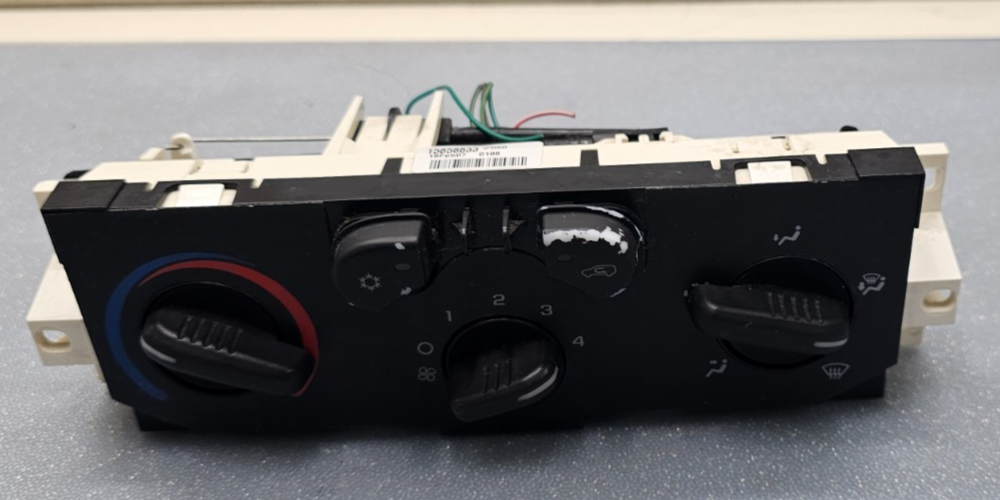 🔥04-12 Colorado Canyon Dash AC Heater Temperature Climate Control Conditioner