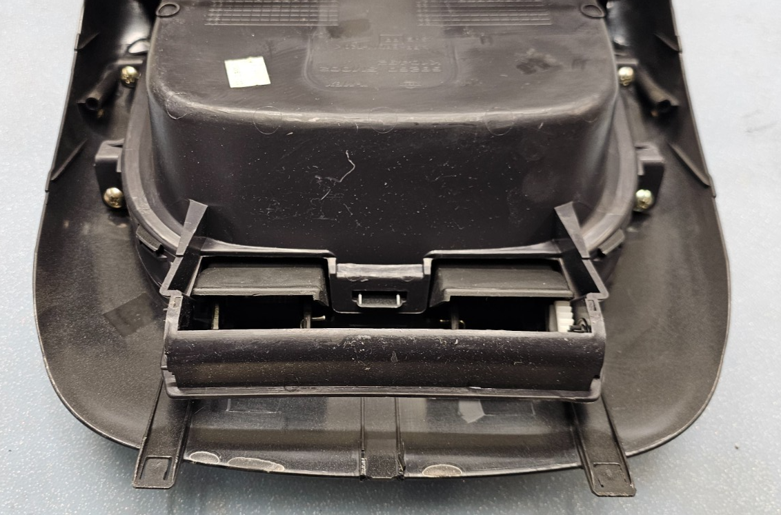 🔥00-06 Nissan SENTRA Center Dash BEZEL Air Vents Cubby Storage Trim Black