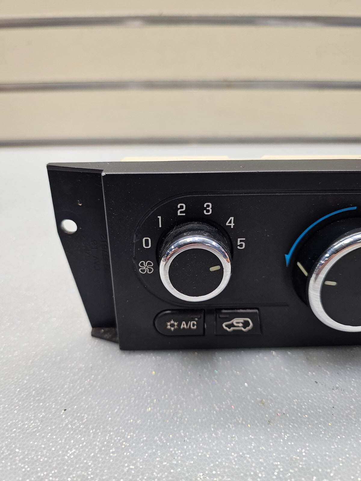 02-07 Buick Rendezvous Dash A/C Heater Climate Control Temperature Conditioning