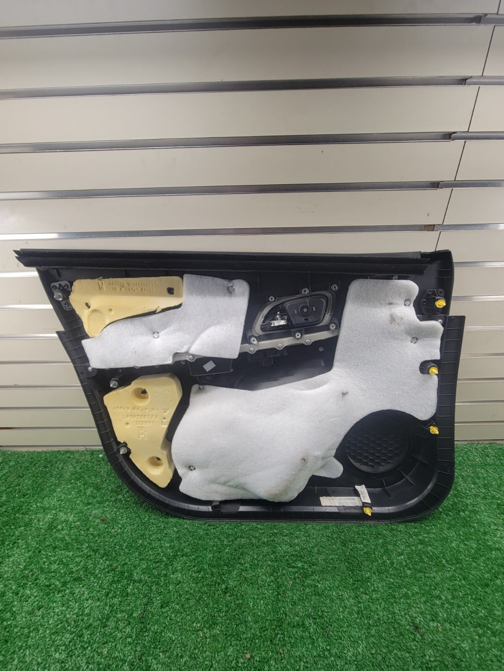 🔥2011-2016 Chevrolet Cruze Passenger Right Front Door Trim Panel BLACK/GRAY