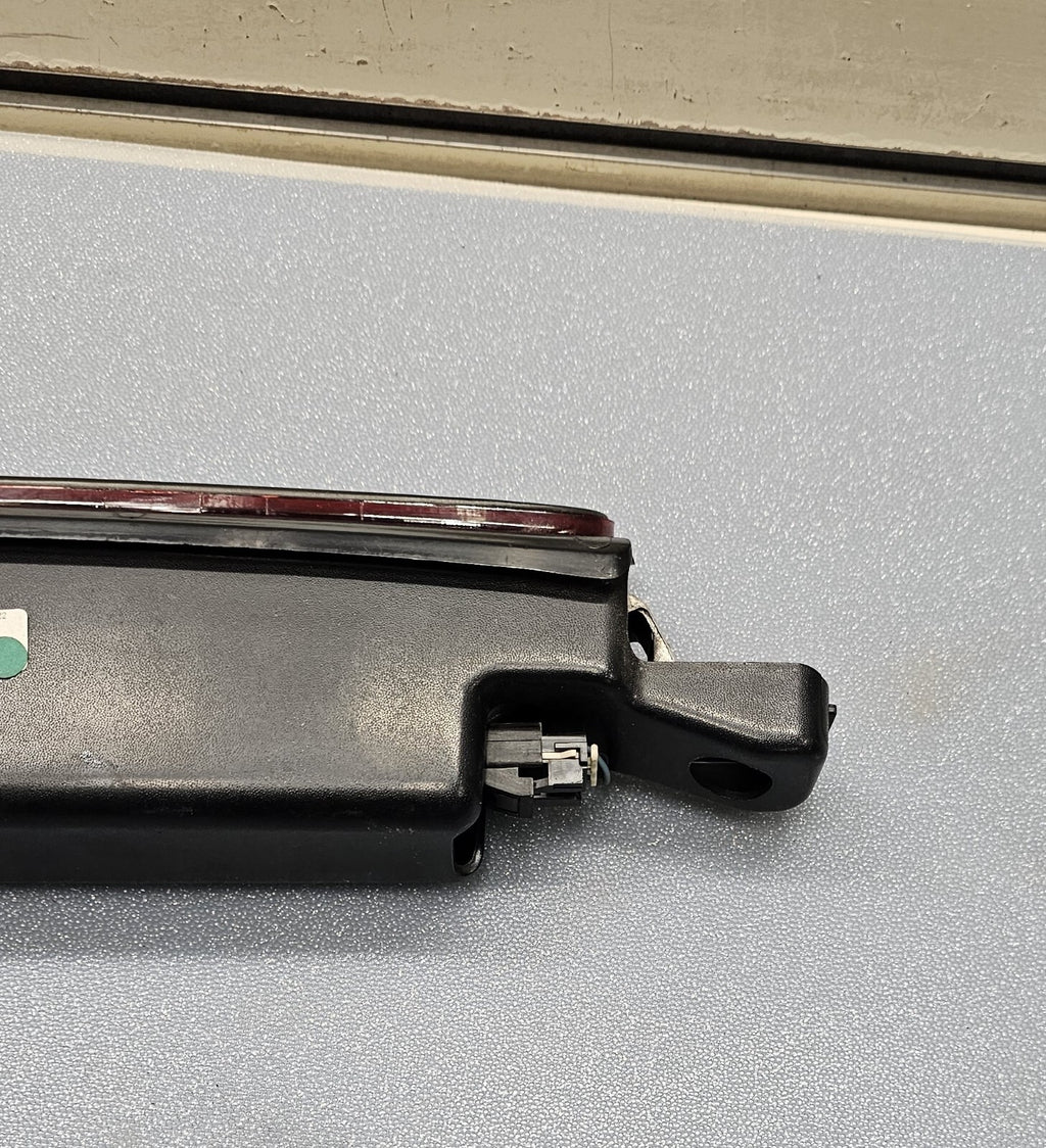🔥2005-2010 Pontiac G6 Dorman Third Brake Light Lamp Sedan Assembly OEM
