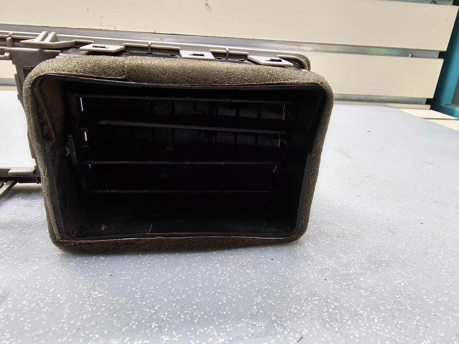 🔥09-12 DODGE RAM A/C DASH LEFT SIDE AIR VENT OUTLET HEADLIGHT SWITCH BEZEL OEM