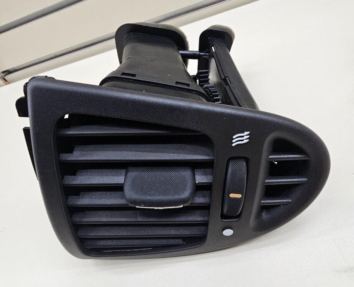 02-08 Jaguar X-Type Right Passenger Outer Dash Front Center Air Vent Heater OEM