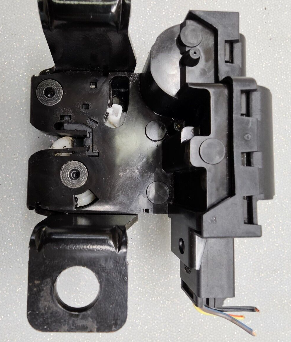 08-12 Ford Escape Mariner Back Glass Window Latch Release Actuator OEM/FE