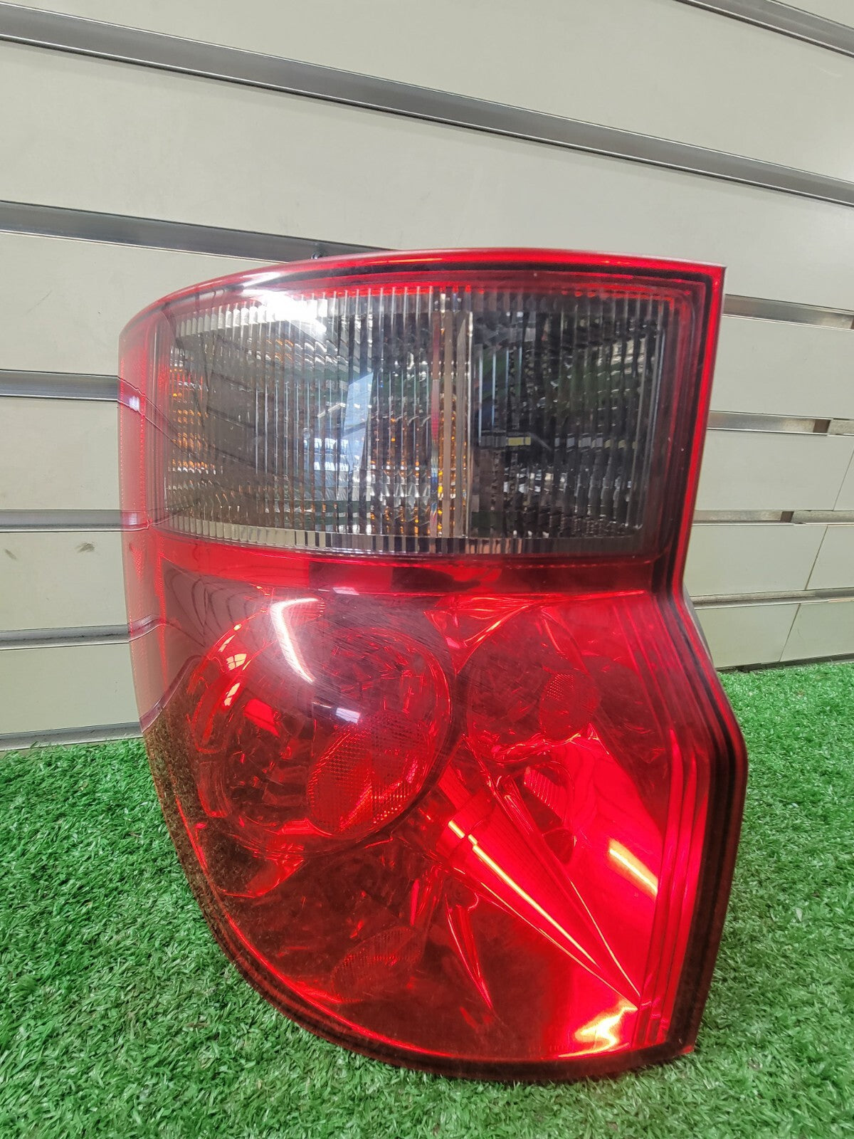 🔥2003-2008 HONDA ELEMENT Left Driver Rear Tail Light Lamp Assembly Chrome OEM