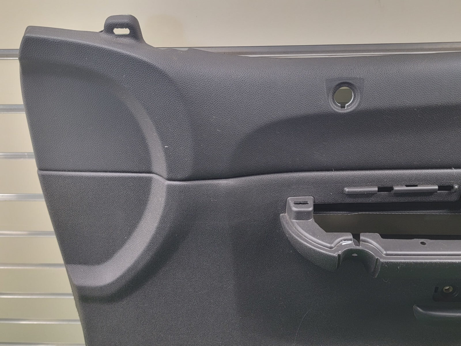 🔥07-09 Chevrolet Silverado GMC Sierra Door Panel right passenger black auto D19