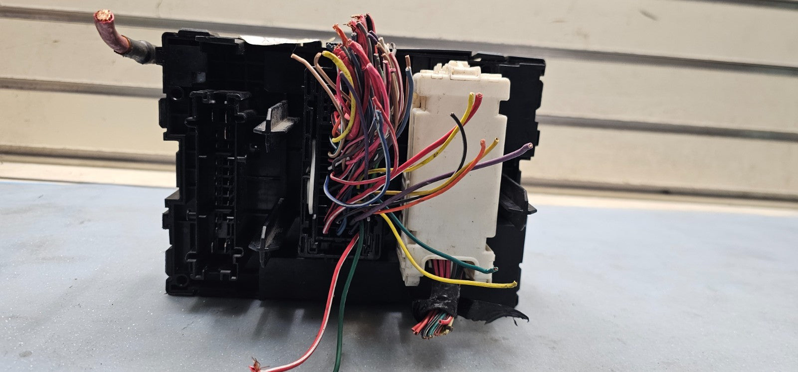 🔥07-09 Equinox Torrent Engine Fuse Relay Box Control Junction Module TIPM Unit