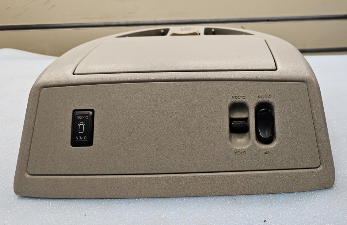 🔥04-12 ARMADA TITAN QX56 Overhead Console Dome Light Lamp Sun Roof Storage Tan