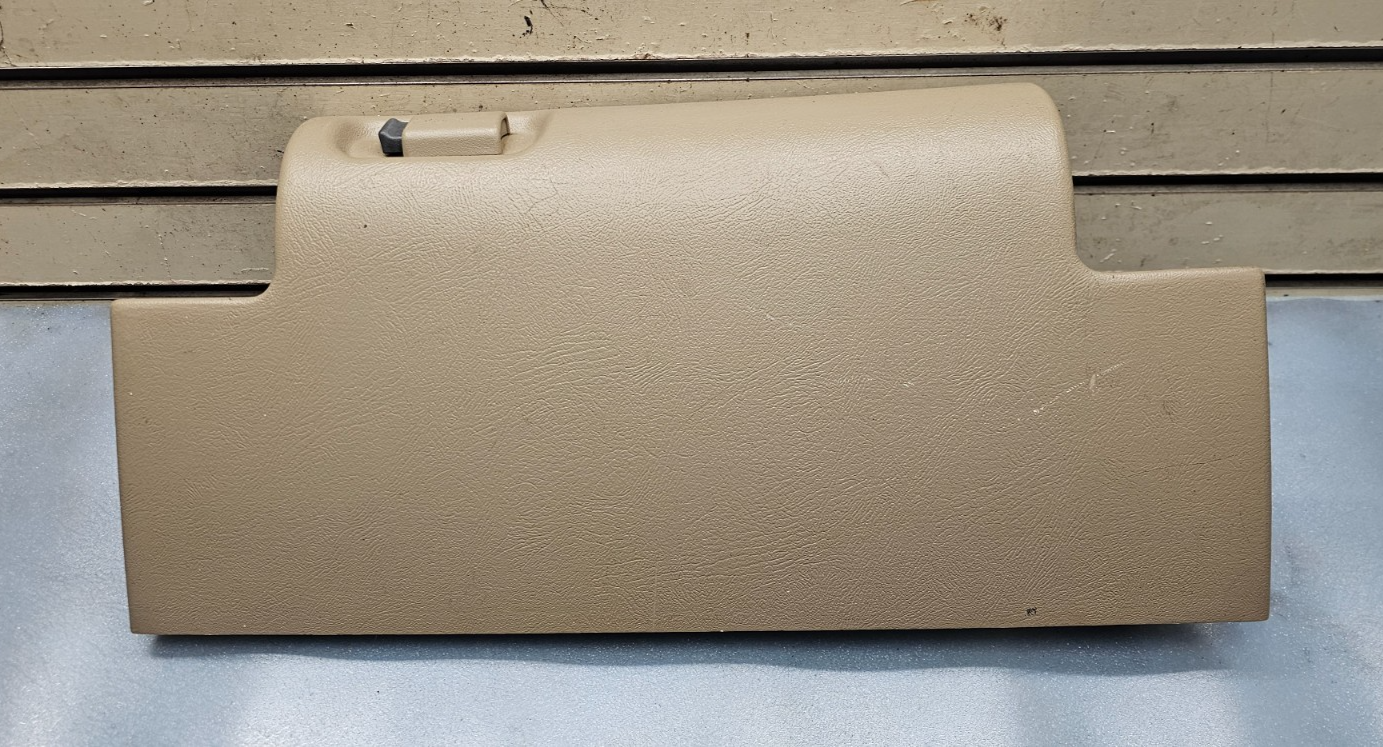 95-99 CHEVY GMC TRUCK SILVERADOC/K Glove Box Storage Compartment Assembly TAN G2
