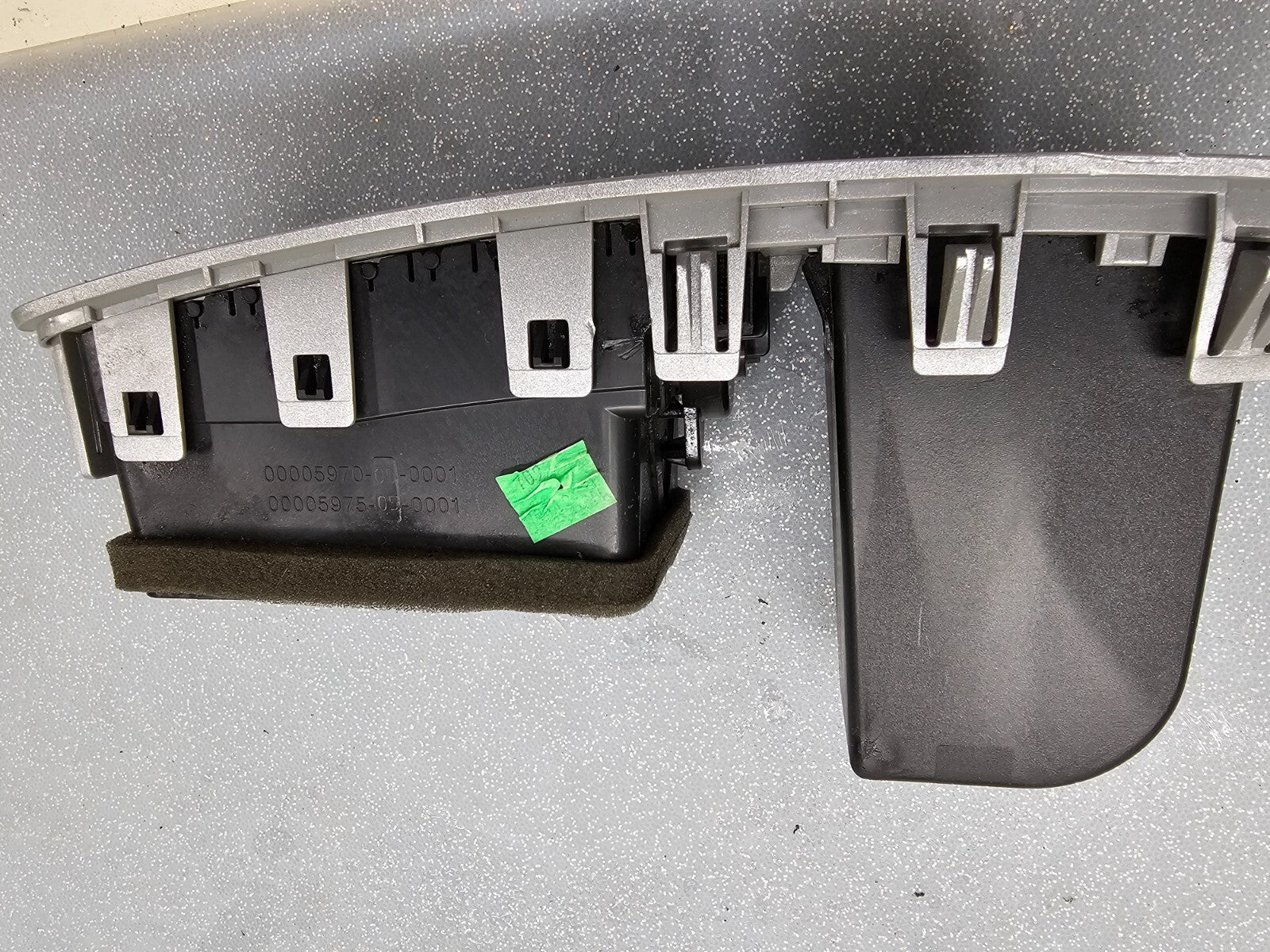 🔥09-12 DODGE RAM A/C DASH LEFT SIDE AIR VENT OUTLET HEADLIGHT SWITCH BEZEL OEM