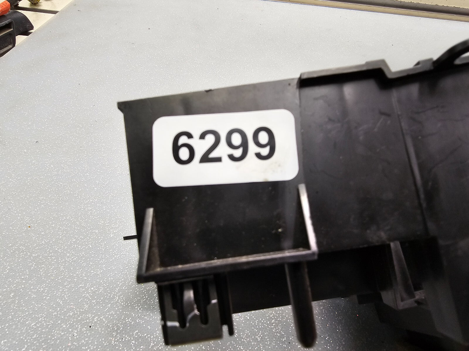 🔥99-06 Chevy Silverado Sierra Headlight Switch left Driver Air Vent black HS19