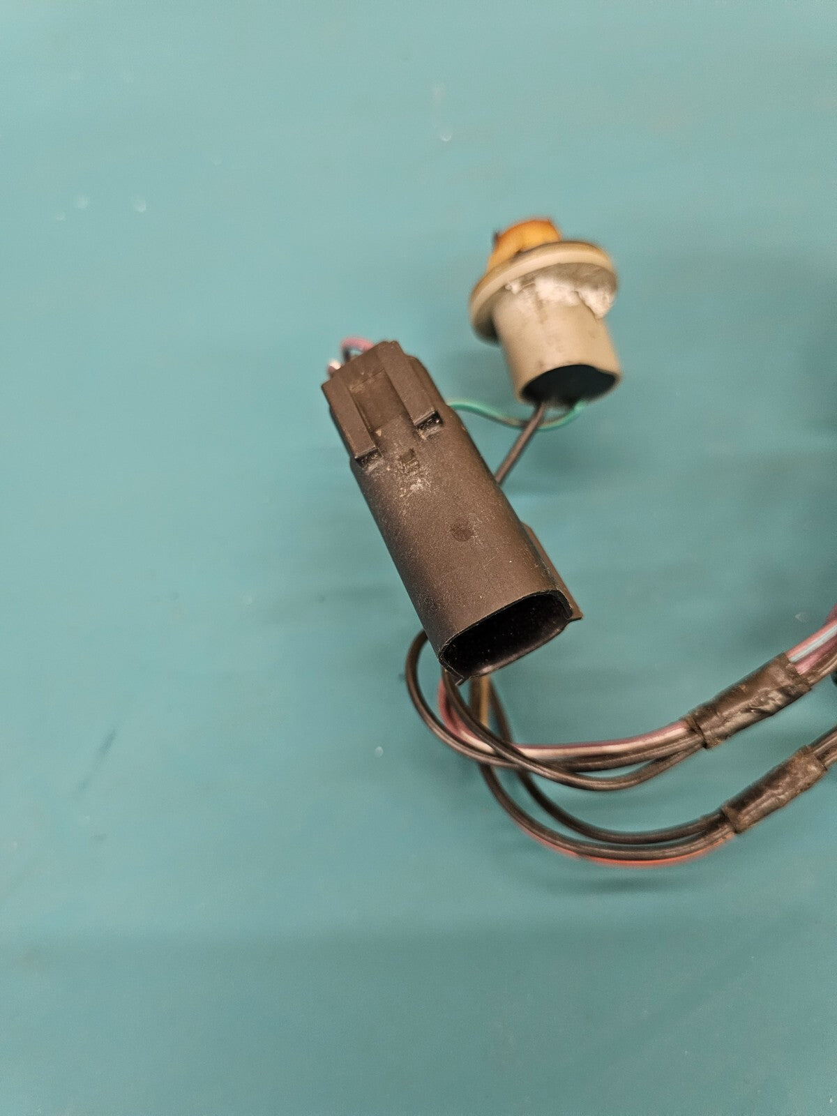 🔥11-14 Ford Edge Tail Light Break Light Lamp Wiring Harness Bulb Socket LH/RH