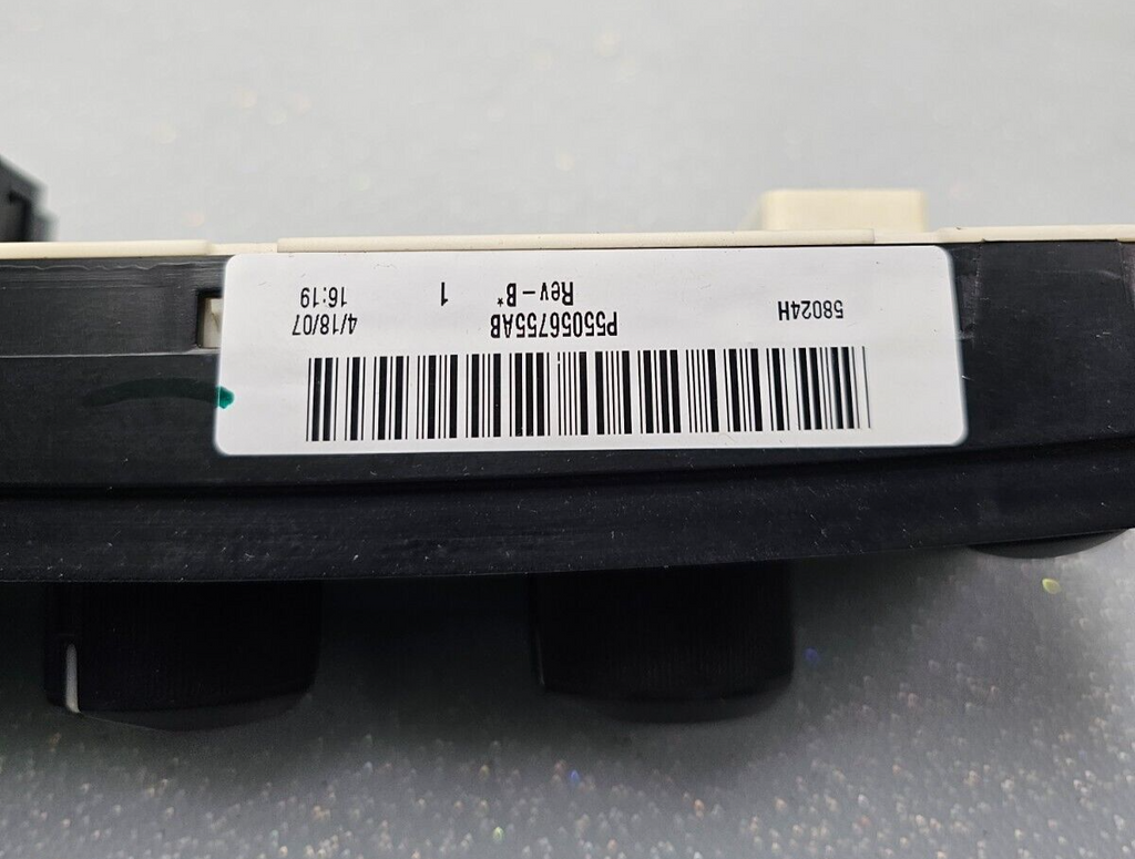 06-08Dodge Ram DAKOTA Dash A/C Heater Climate Control Temperature Unit w/2Button