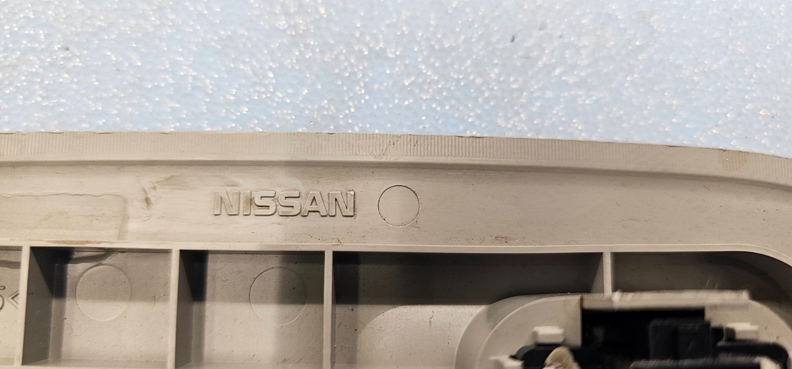 🔥2002-2006 Nissan Altima sunroof switch dome light tan OEM