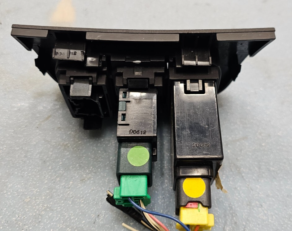 🔥2009-2010 HYUNDAI SONATA NF Light Dimmer & ESC Switch Buttons OEM BLACK