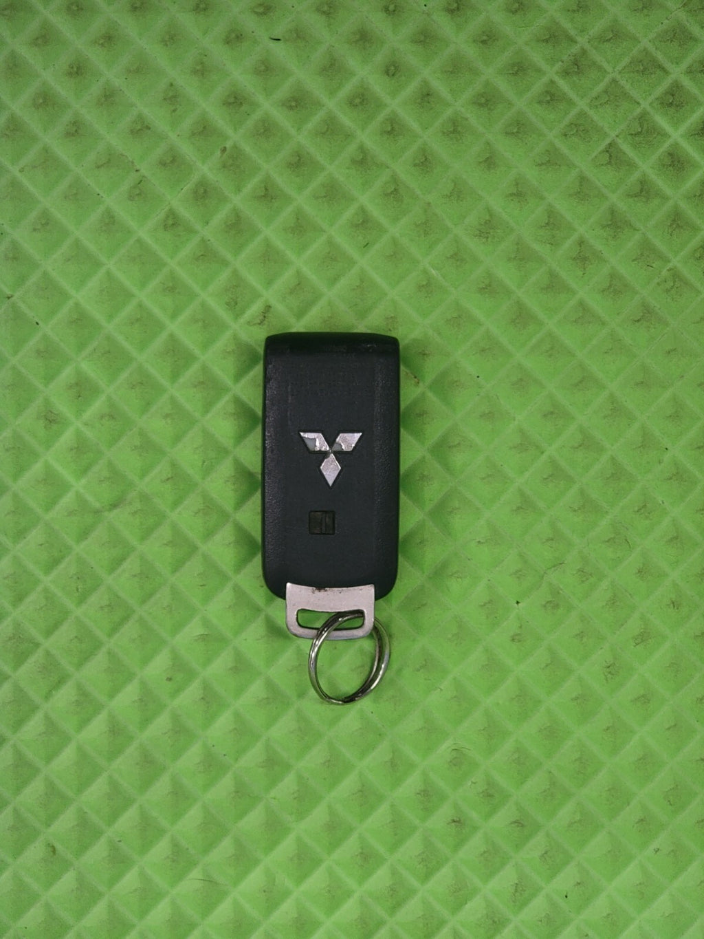🔥2008-2020 Mitsubishi Outlander Key Fob
