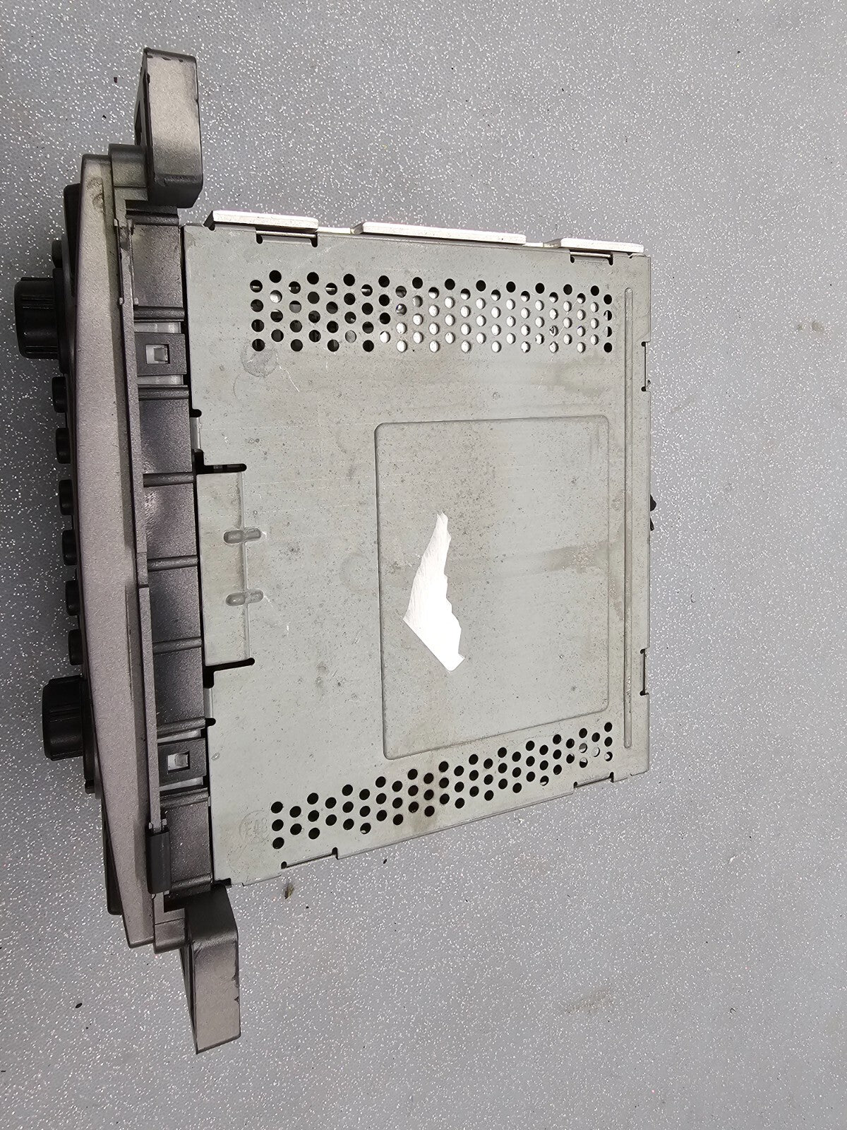 🔥2006 - 2007 PONTIAC TORRENT radio receiver AM FM CD CD Player GRAY