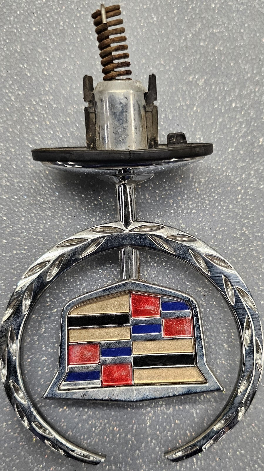 00-05 Cadillac Deville Hood Ornament Chrome Front Badge Decal Logo Emblem Bonnet