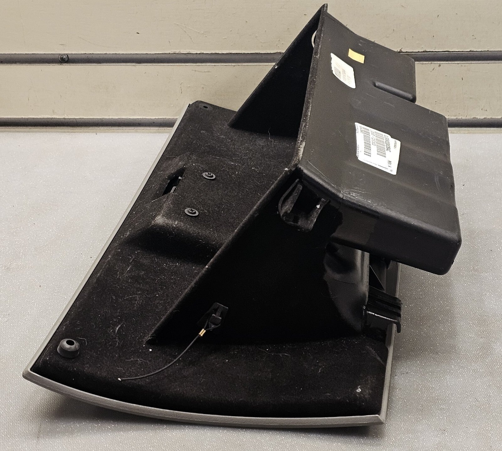 🔥05-10 CHARGER Chrysler 300 DASH Glove Box Storage Compartment Assembly Gray