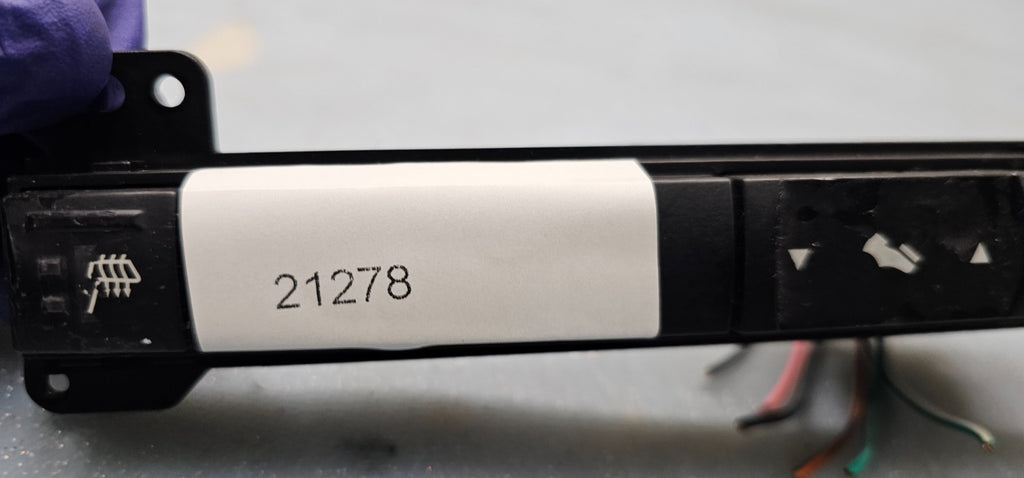 🔥04-07 Grand Cherokee Commander Traction Switch TCS OFF Panel Assembly Black
