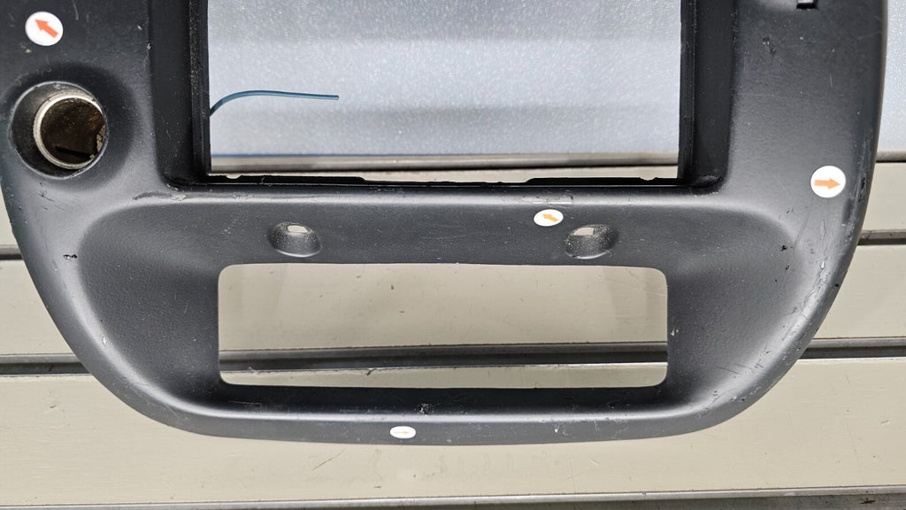 95-10 Ranger Explorer Center Dash Radio Stereo Display Bezel Trim Panel BLACK B2