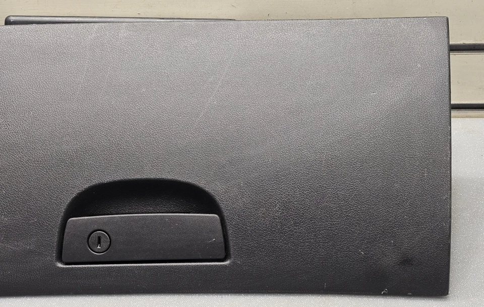 🔥05-14 Challenger Magnum 300 Dash Glove Box Storage Compartment Assembly Black