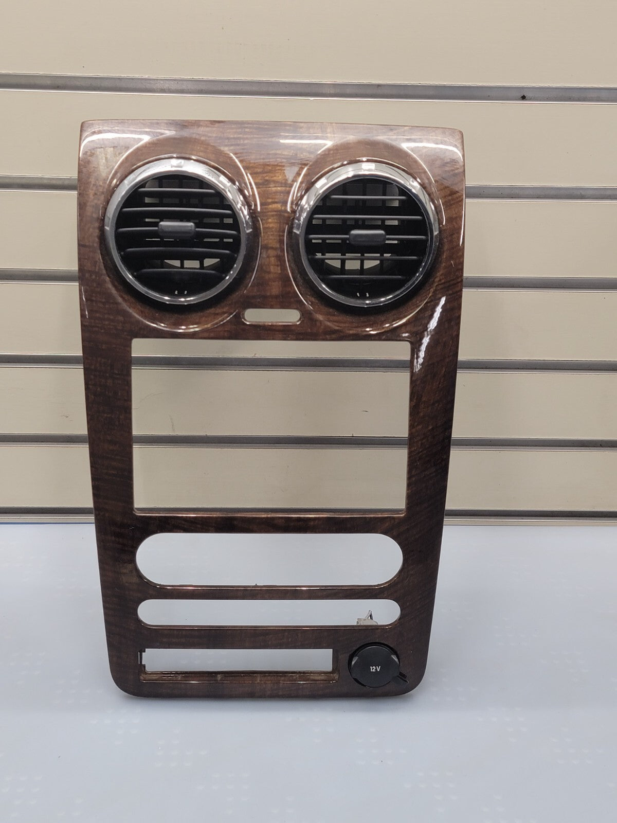 08-09 FORD Taurus X Ford freestyle Center Dash Radio Climate Beze Trim woodgrain